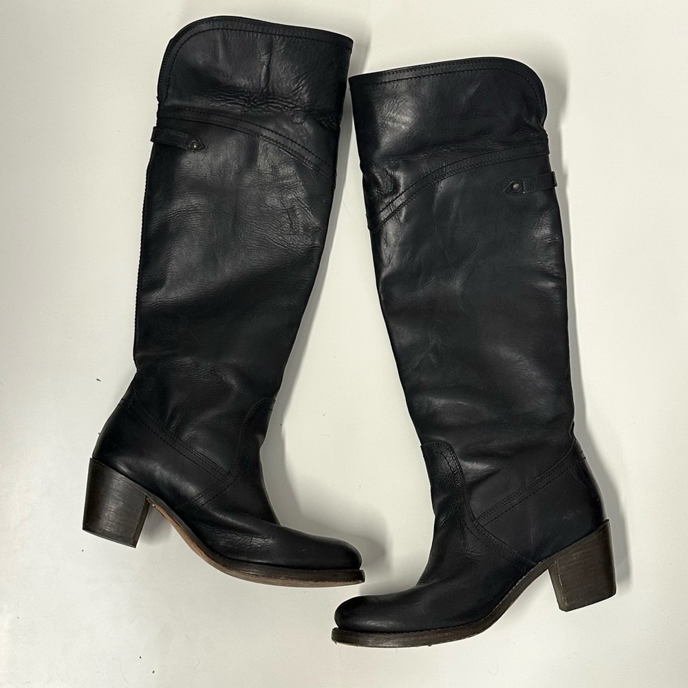 FRYE women's black leather pull on jane tall cuff boots 2.5" heel, 8.5 B. - Picture 14 of 16